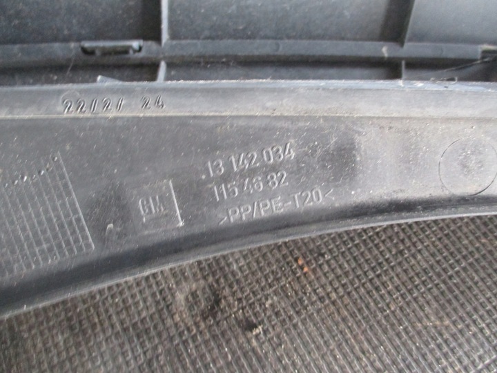 фото №9, Панель под лобовым стеклом opel zafira b 05-08 r 13142034 , 1154682