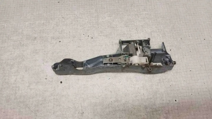 фото №11, Ручка левых боковых дверь citroën c5 ii break re_ 1199d41 1.56l дизель