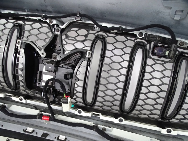 фото №12, Бампер перед переднє maserati granturismo m189 trofeo