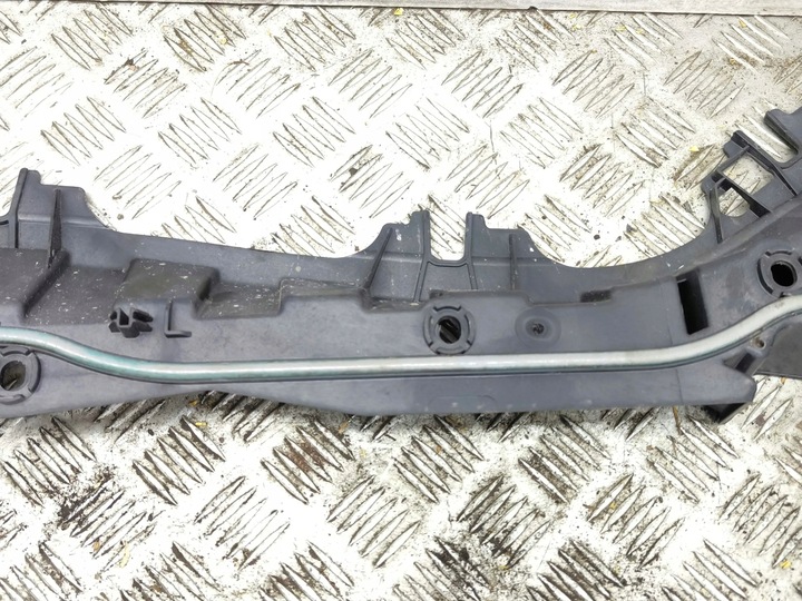 фото №12, Mercedes-benz eqa 2022 панель під лобовим склом передні