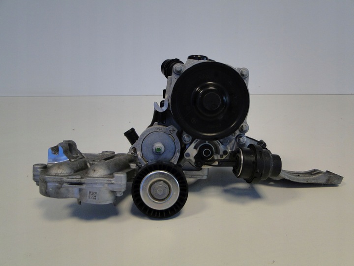 фото №7, Mercedes термостат насос воды натяжитель a6542003900 a6542000101 2.0 r4 om654