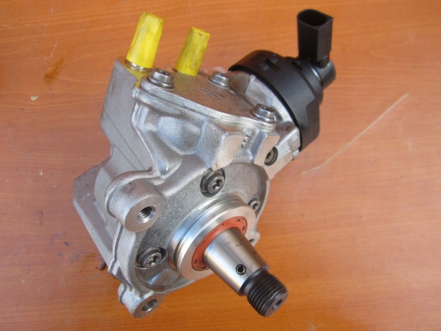 фото №12, Vw crafter t6 двигун 2.0 tdi cxf інжектор 04l130277ap 0277833715h p-ń