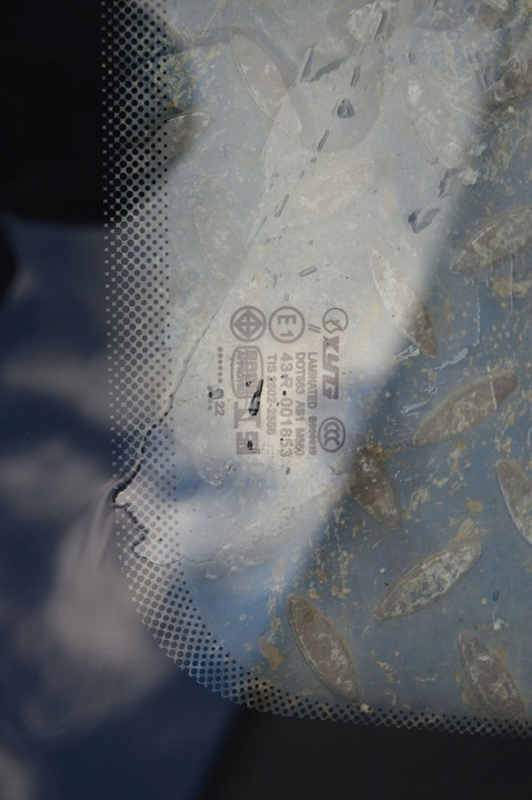 фото №5, Mercedes-benz c w203 купе стекло передняя / лобовое