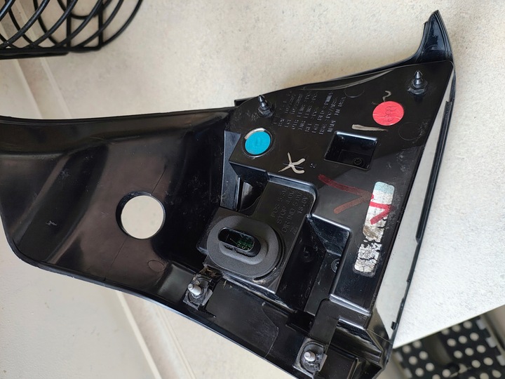 фото №3, Лампа ліва зад задня tesla 3 2017-2020r. led 1077399-00-c 1077397-00-c