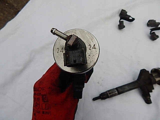 фото №7, Форсунки пального дроти mazda 6 gg 2.0 citd 13h50a