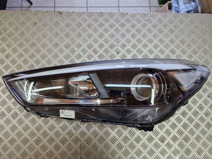 фото №1, Лампа права передня лінза з led hyundai tucson iii 2015r-