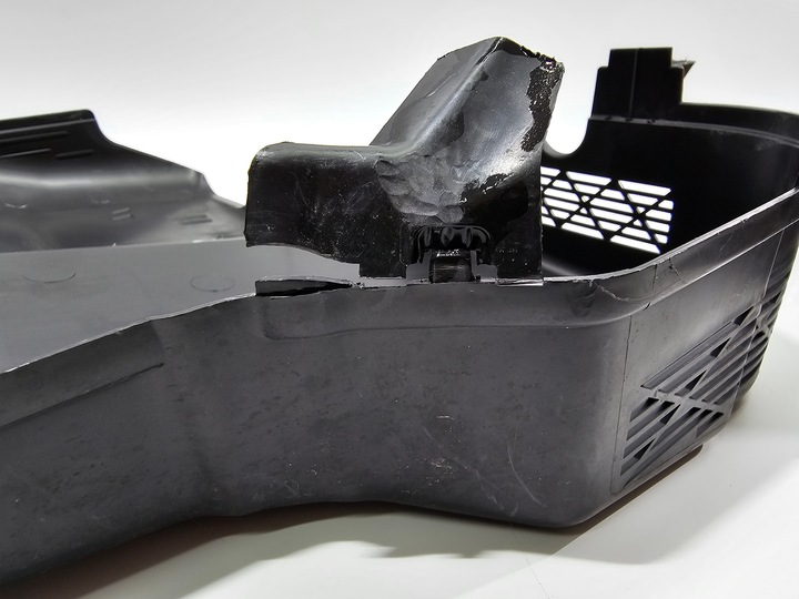 фото №11, Основание корпус коробка предохранителей компьютера peugeot 508 i #3721