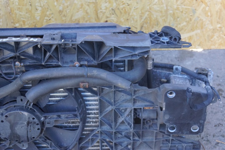 фото №11, Pas переднє радіатор renault megane iii 1.6 b