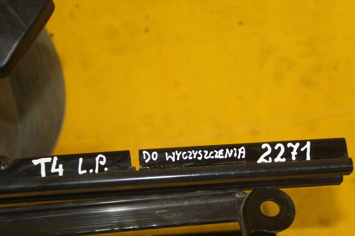 фото №12, Спинка сидіння лівий перед volkswagen transporter t4