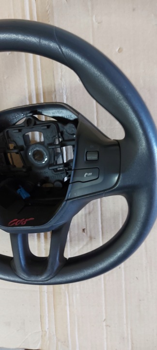 фото №5, Peugeot 208 2008 кермо мультифункція