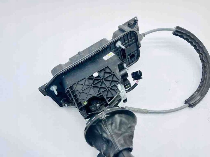 фото №10, Механизм изменения коробки передач audi tt 8j3 1k0713061 2.0l бензин 2012