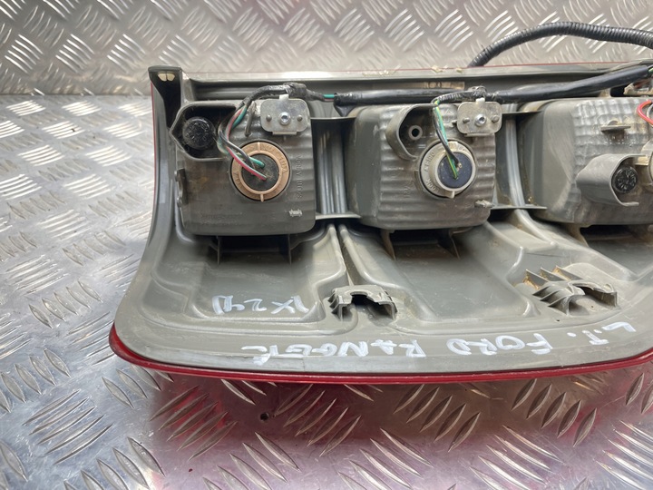 фото №12, Ford ranger лампа фара левая левый зад db39-13406