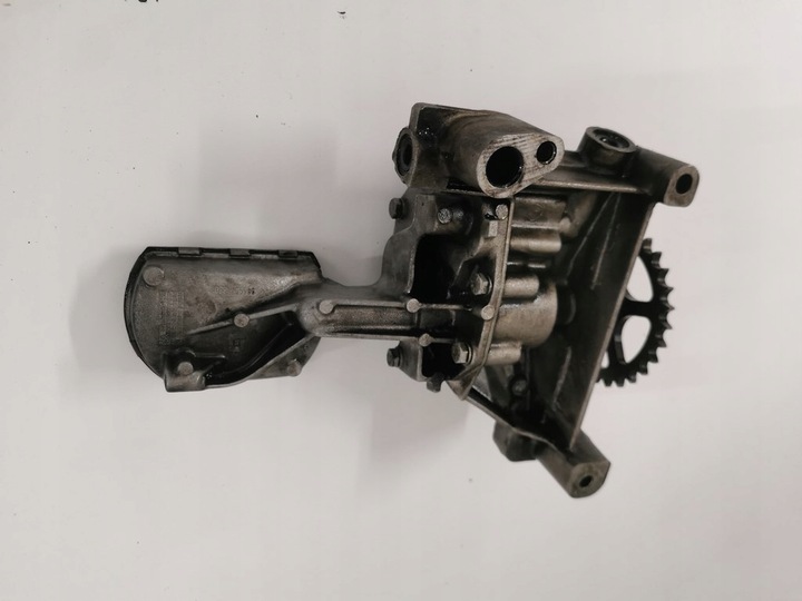 фото №1, Ford focus mk2 2.0 tdci 2004-10r- насос масла маслоприемник