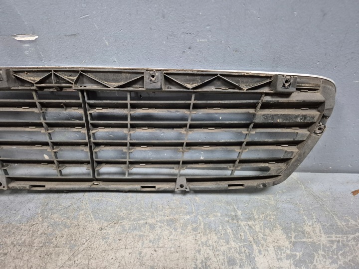 фото №5, Решётка радиатора mercedes e w211 a2118800383