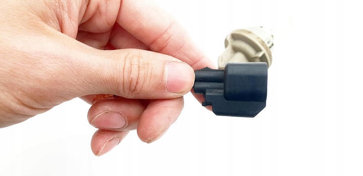 фото №11, Ford focus mk1 mk2 i ii держатель лампочки задней зад лампы лампа 2pin штекер