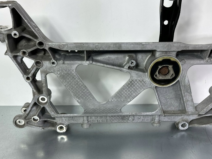 фото №11, Подрамник передние volkswagen passat b8 2016 3q0199369e