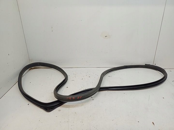 фото №1, Hyundai i40 универсал прокладка дверь правые зад 2011-