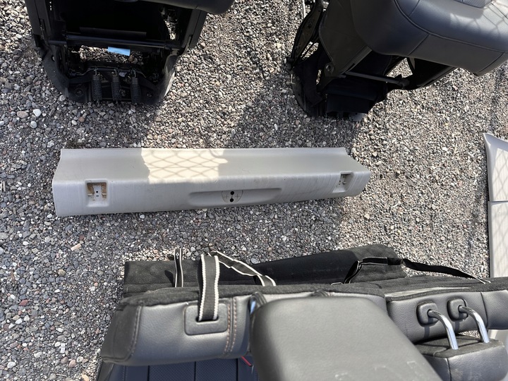 фото №16, Сидіння салон шкіра оббивка тунель chrylser pacifica 2017+