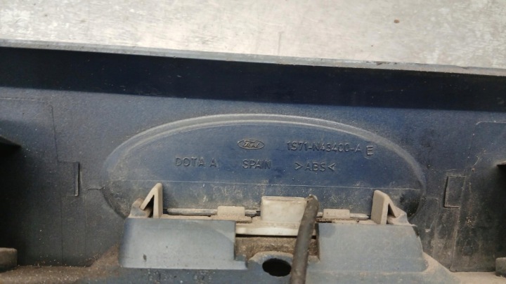 фото №6, Накладка крышки ford mondeo mk3 00-03r 2.0b универсал 1s71-n43400-ae