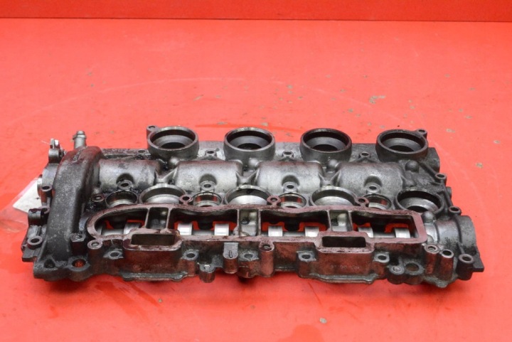 фото №5, Крышка клапанов корпус валы 9644994680 mazda 3 i bk 1.6 citd 109 km 03-06