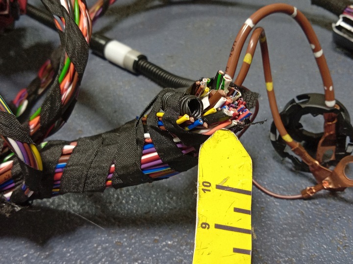 фото №9, Octavia iv універсал джгут установка інтер'єру