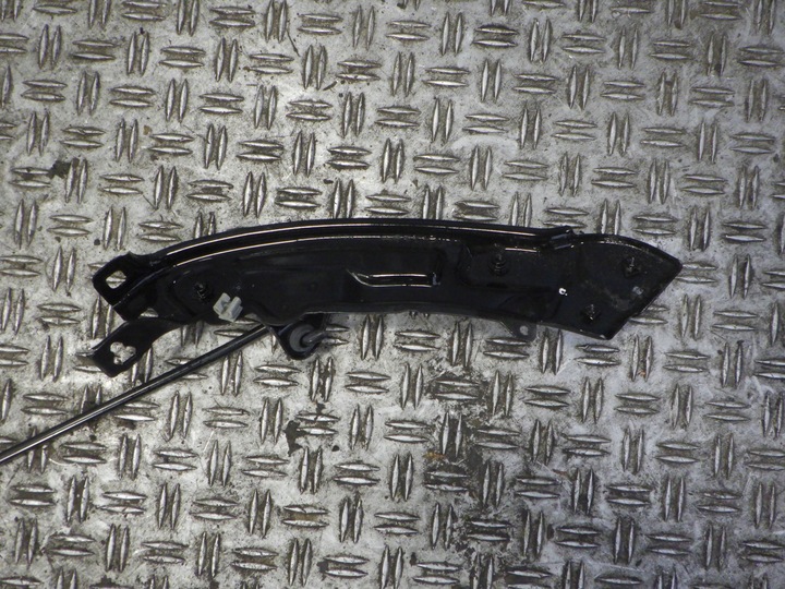 фото №5, Audi a1 ii 82a ременя перед лівий кронштейн 82a806929a