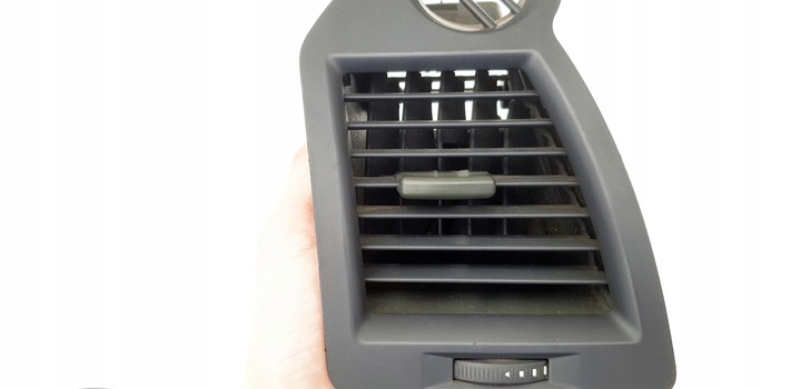 фото №11, Renault megane 2 ii mk2 решітка повітропровід панелі розподільчої ліва - гарна!