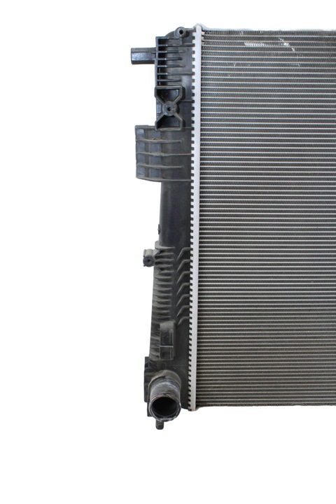 фото №7, Chrysler pacifica 17- 3.6 радиаторов воды