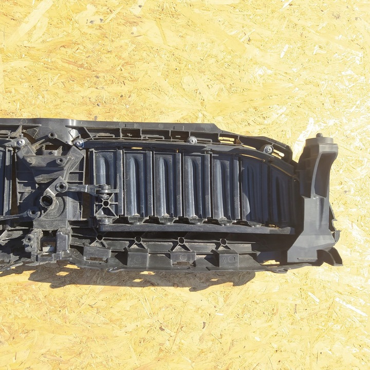 фото №7, Bmw 3 g20 g21 ролета жалюзи руль воздуха 9465188