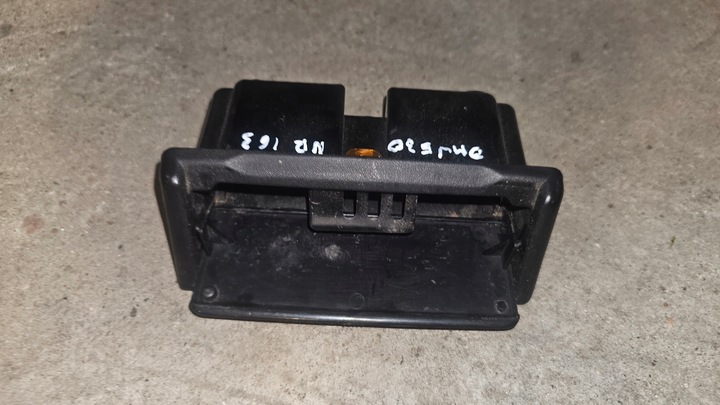 фото №4, Попільничка w тунель середній задній bmw e30