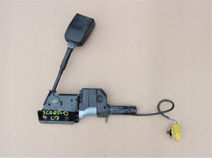 фото №1, Scorpio mk2 94-98r скоба застёжка ремней левый перед