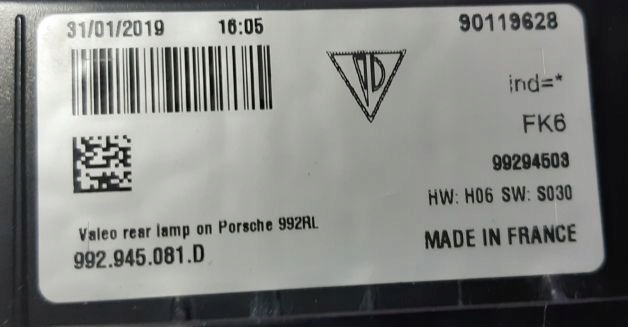 фото №7, Porsche 911 992 лампа зад накладка led 992945081d