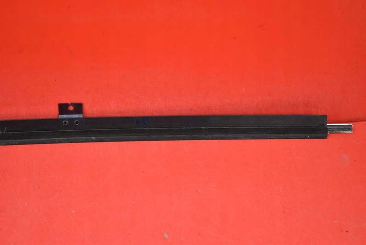 фото №8, Планка стёкла накладка правая перед 1y0953956b vw new beetle cabrio рестайлинг