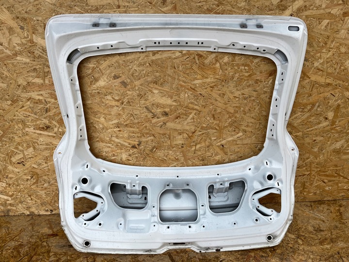 фото №10, Hyundai i30 i-30 iii 3 fastback кришка багажника задня зад