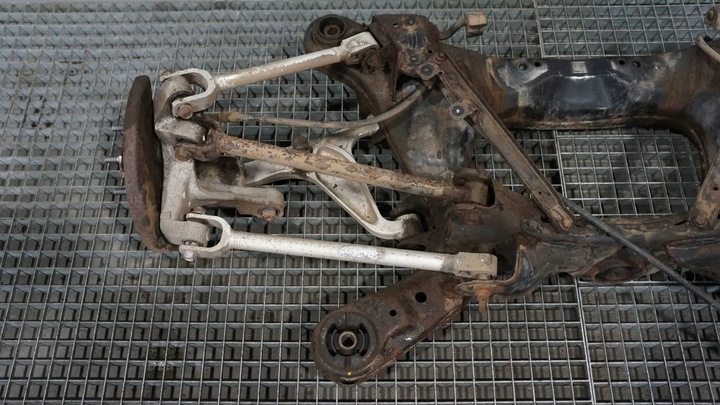 фото №2, Балка підрамник колиска підвішування зад задні поворотна опора ступиця infiniti q50 2.2