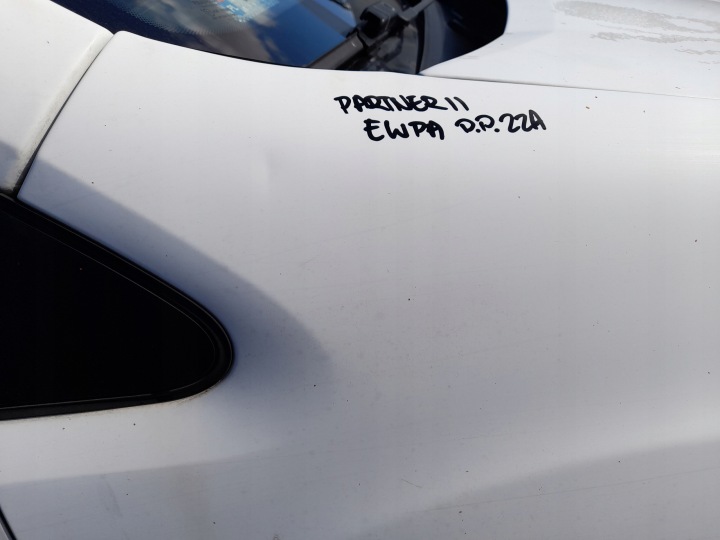 фото №7, Peugeot partner ii крыло правое перед передняя запчасть