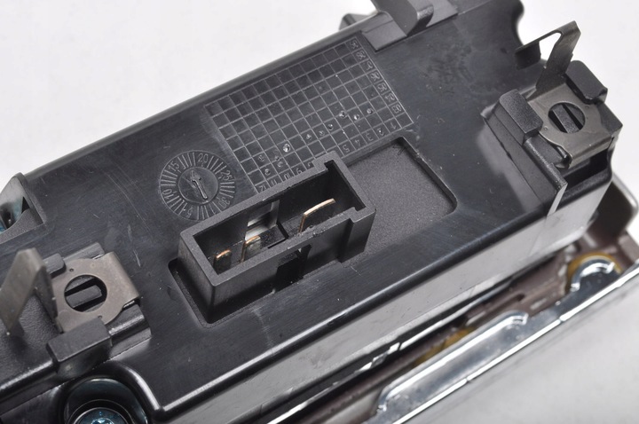 фото №9, Mercedes w209 панель переключателей a2096890031