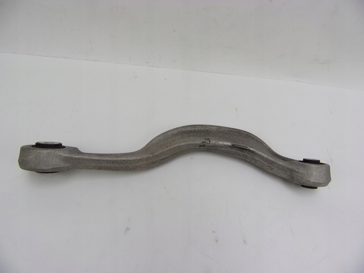 фото №1, Audi q8 3.0 18- рычаг правые зад 4m0505372