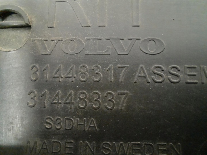 фото №9, Volvo xc40 17- молдинг дверь перед правая передняя 31448317
