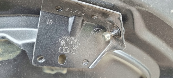 фото №11, Капот кришка двигуна audi a4 b8 avant 2012