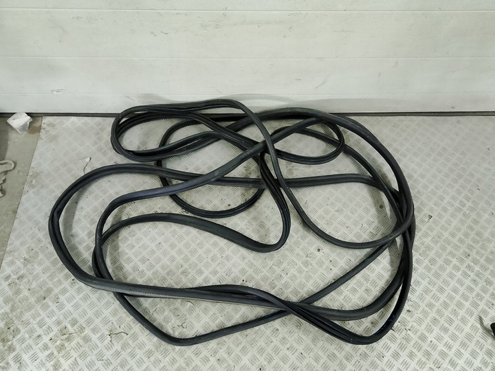 фото №1, Renault clio iv 4 2014 usczelki дверь перед + зад комплект