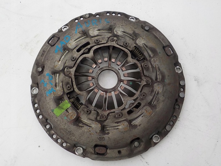 фото №8, Toyota auris i 2.0 d4d 126km 1ad колесо dwuamsowe + зчеплення