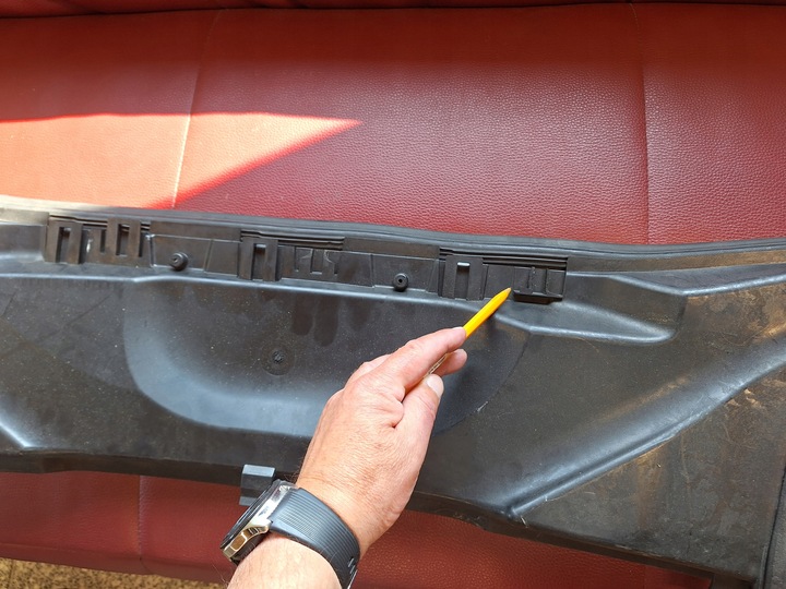 фото №13, Bmw 3 e90 e91 панель під лобовим склом корпус фільтра салонного 6924277 6925979 комплект