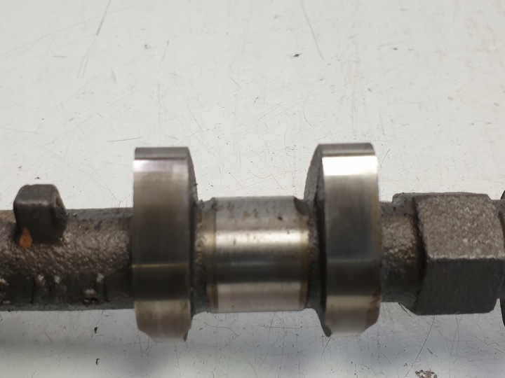 фото №9, Toyota yaris i 1.0 vvti вал распределительный вал колесо faz