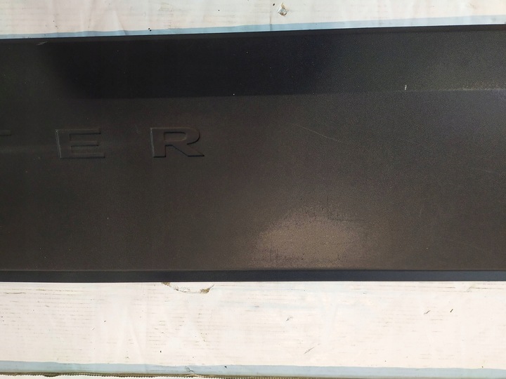 фото №12, Планка двері лівий перед dacia duster 8201700230