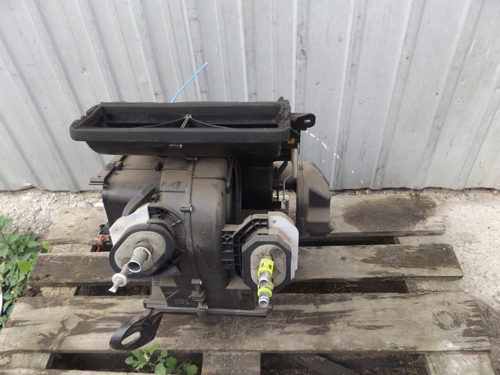 фото №4, Mazda ii 2 de отопитель кондиционер европа