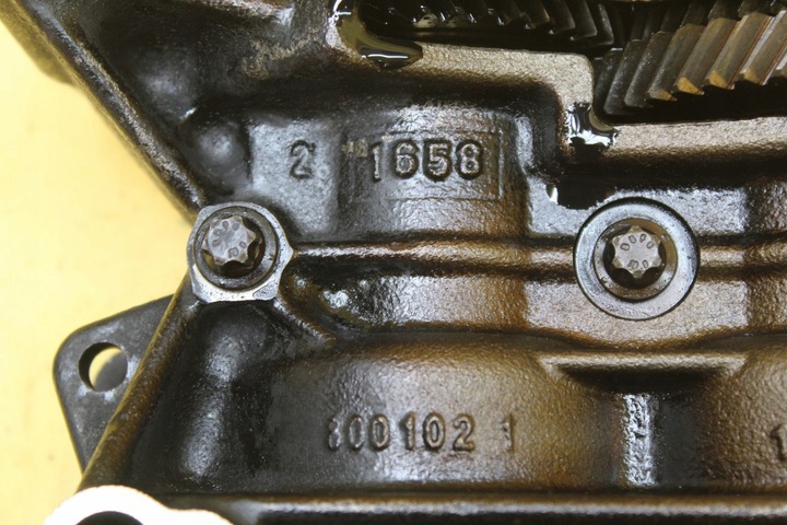 фото №8, Насос масла mercedes w211 w204 2.2 cdi 646 a6460100236