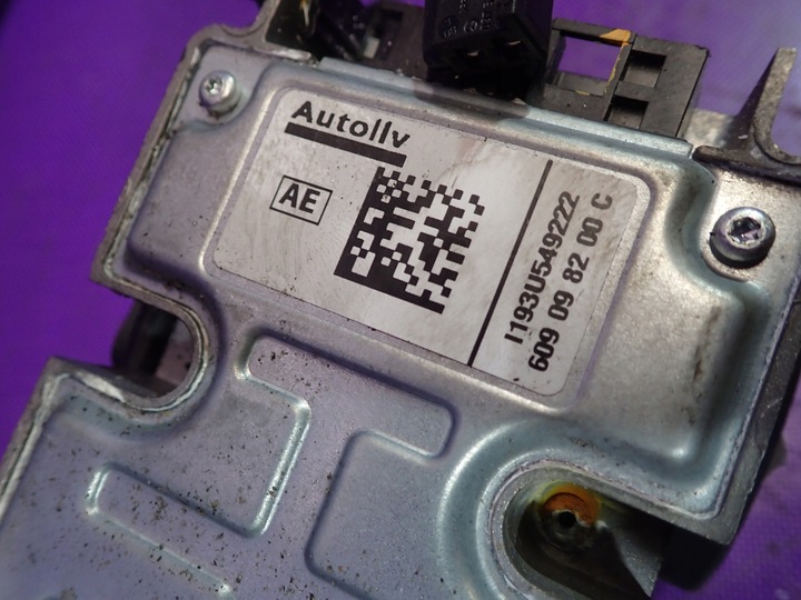 фото №4, E-klasa w211 pas безпеки праві p 609098200c