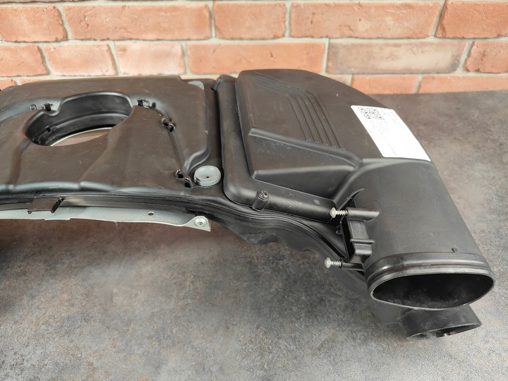 фото №9, Корпус фільтра повітря 8622618 bmw g11 g12 750i 4.4 5.0 n63 n63b44c