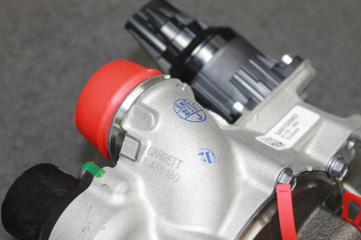 фото №7, Bmw g30 g11 g15 g05 n63b44d 530km турбокомпресора турбіни комплект - нове oem